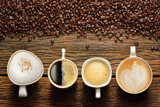 Dell’espresso, come sappiamo, esistono numerose varianti: macchiato caldo, macchiato freddo, lungo, ristretto, doppio, corretto… per citare solo quelle più famose. Ma cosa dire del cappuccino?… - Filicori Zecchini Italia