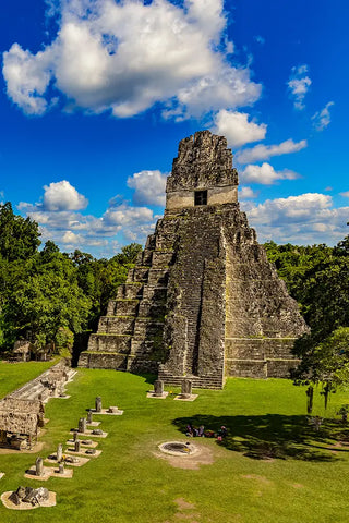 Tempel des Großen Jaguars in Tikal in Guatemala.