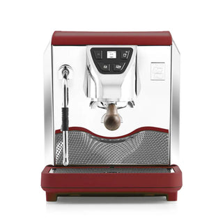 NUOVA SIMONELLI Oscar Mood | Macchina Espresso con design elegante e funzionalità professionale per caffè perfetti.