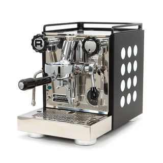 ROCKET ESPRESSO MILANO Appartamento Serie Nera | Macchina Espresso compatta e moderna, perfetta per spazi ridotti.