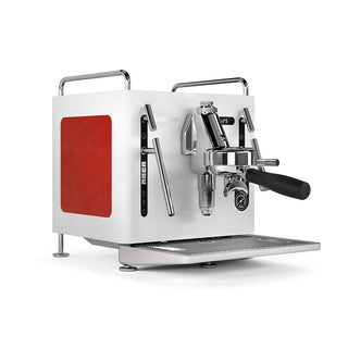 SANREMO Cube B | Macchina Espresso dal design elegante, ideale per caffè di alta qualità a casa.