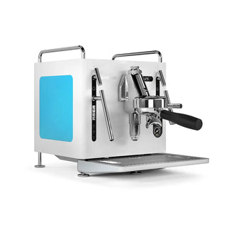 SANREMO Cube B | Macchina Espresso, design elegante per un'esperienza di caffè premium a casa.